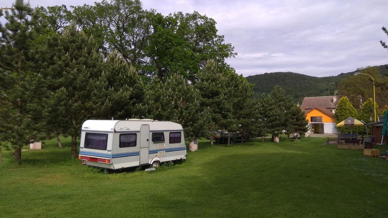 Camp Oaza Chudcice Hotel Eksteriør billede